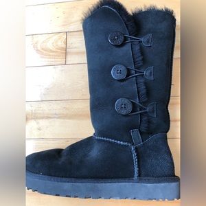 UGG Bailey Button triplet